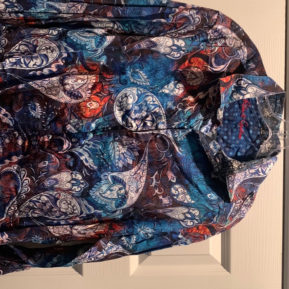 Robert Graham, XL long sleeve.